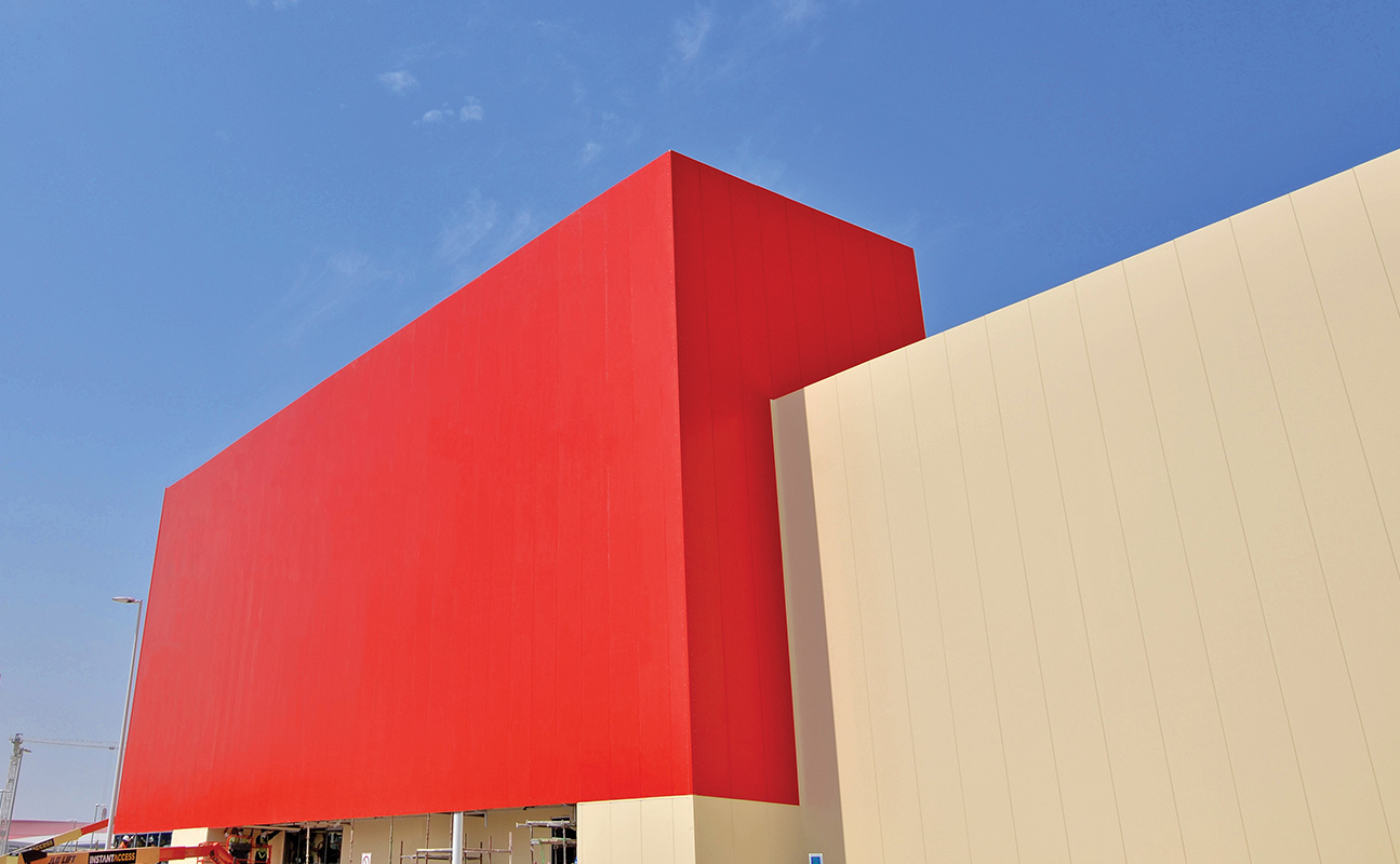 The Role of Liquid Chillers in Hydronic Insulated Panels